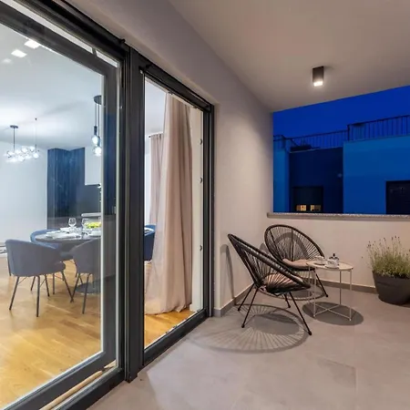 Luxury Penthouse Aria Apartment