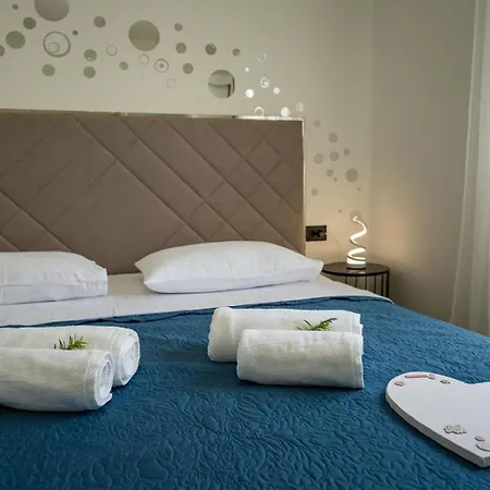 Luxury Penthouse Aria ザダル