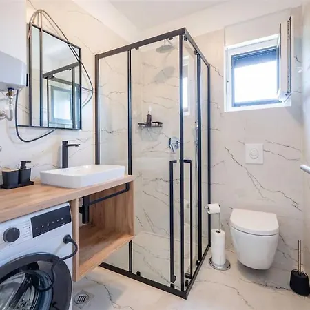 Luxury Penthouse Aria アパート *