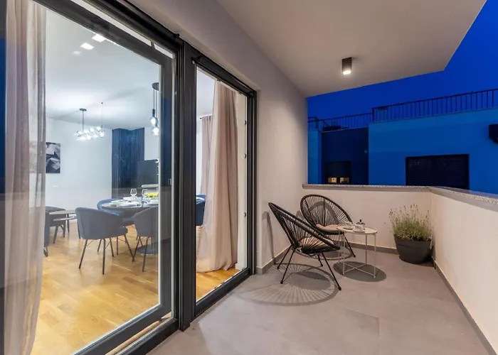 Luxury Penthouse Aria Apartment