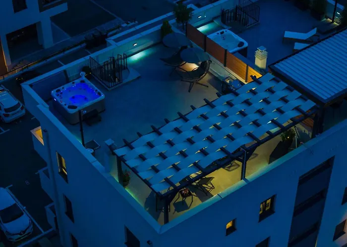 아파트 Luxury Penthouse Aria