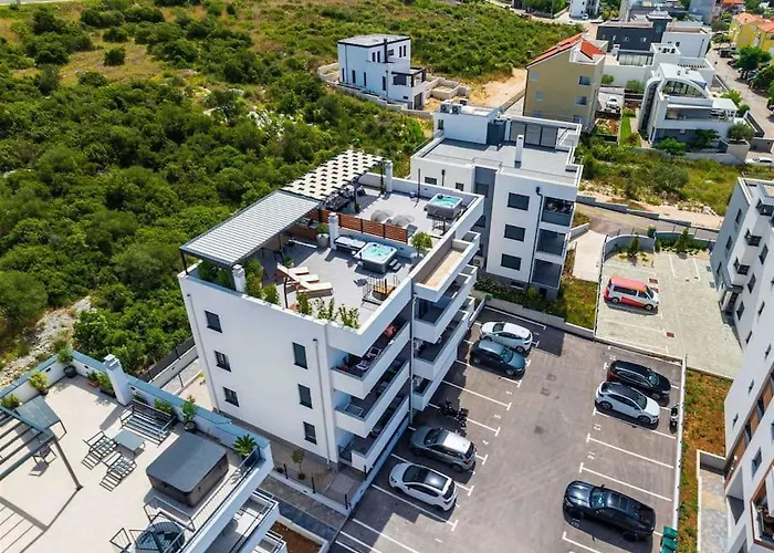 아파트 Luxury Penthouse Aria