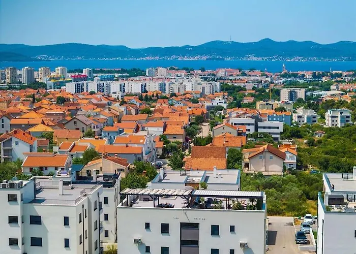 Luxury Penthouse Aria *