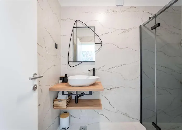 아파트 Luxury Penthouse Aria 자다르