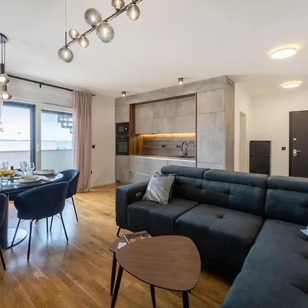 Luxury Penthouse Aria *