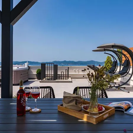 Luxury Penthouse Aria Apartment *