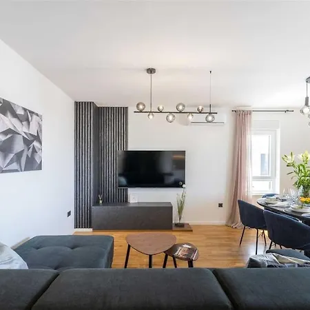 Apartment Luxury Penthouse Aria *