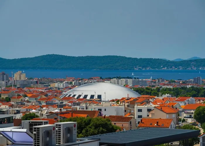 Luxury Penthouse Aria