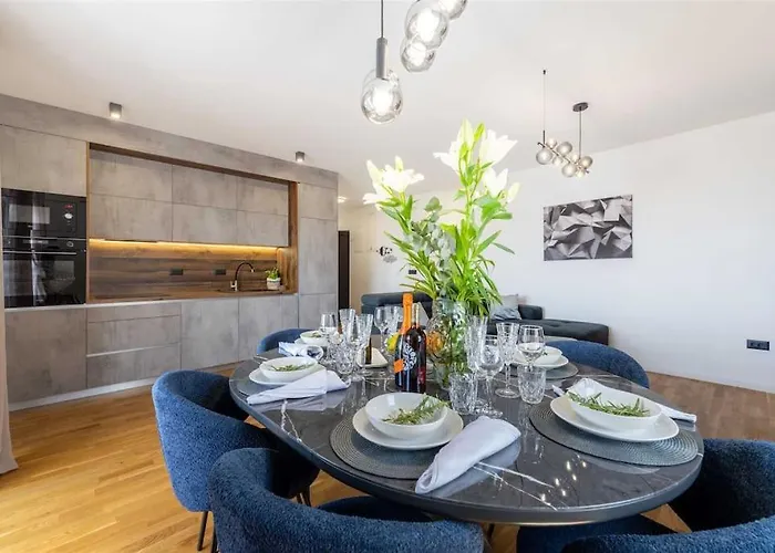 Luxury Penthouse Aria